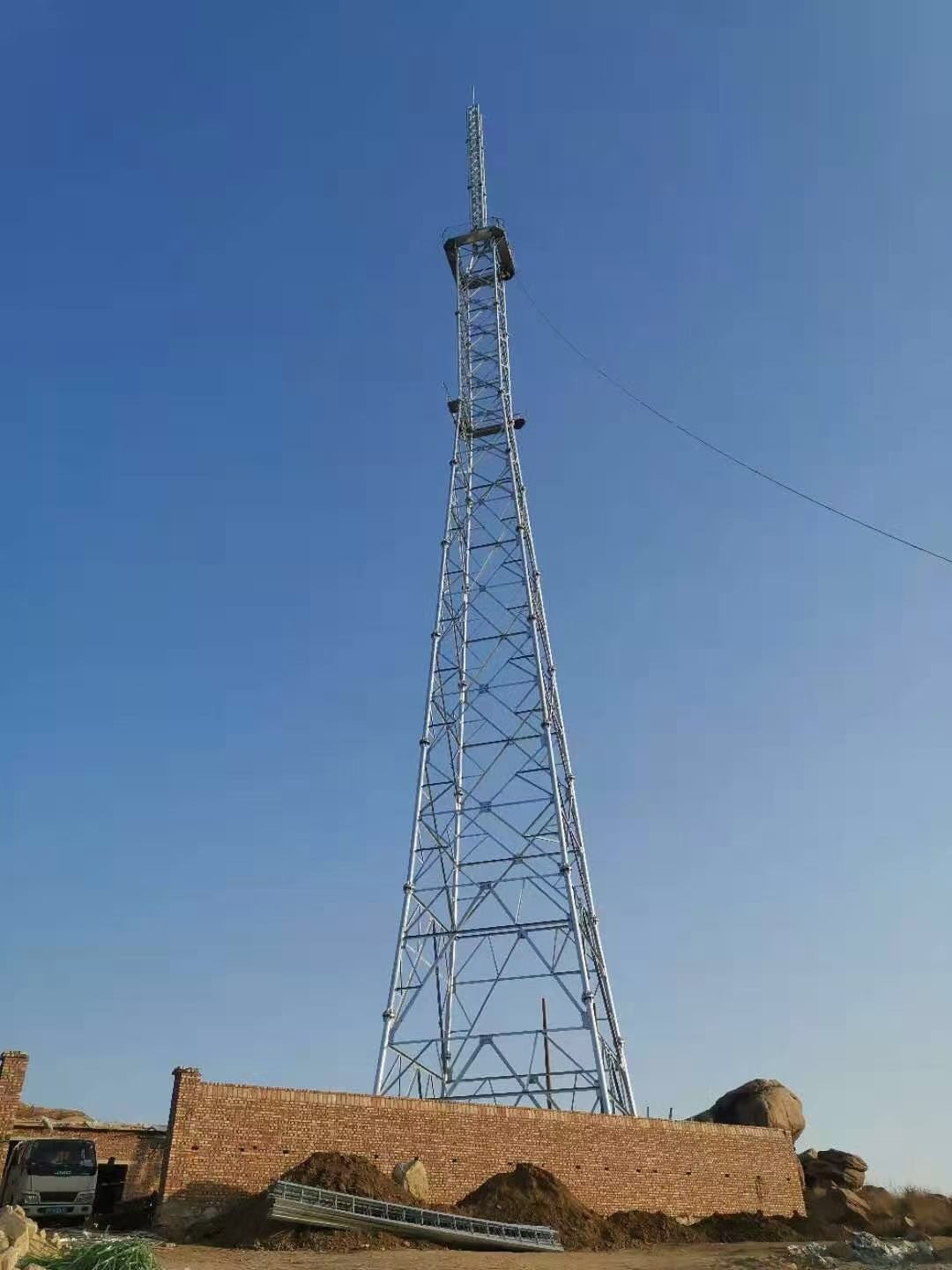Tháp 4 chân Tháp ăng ten vô tuyến 50m để phát sóng