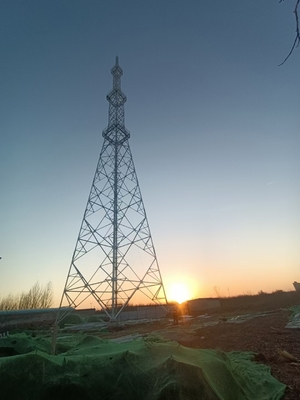 Tháp truyền thông Gsm 5g Ăng-ten vô tuyến Fm và cột sóng vi ba cao